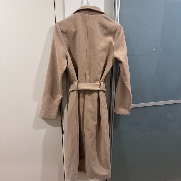 NWOT/Never Worn Trench Coat - Picture 3 of 8